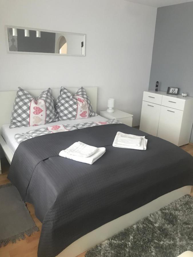 Apartament Zakatek Wroclawia Bielany Wrocławskie Esterno foto