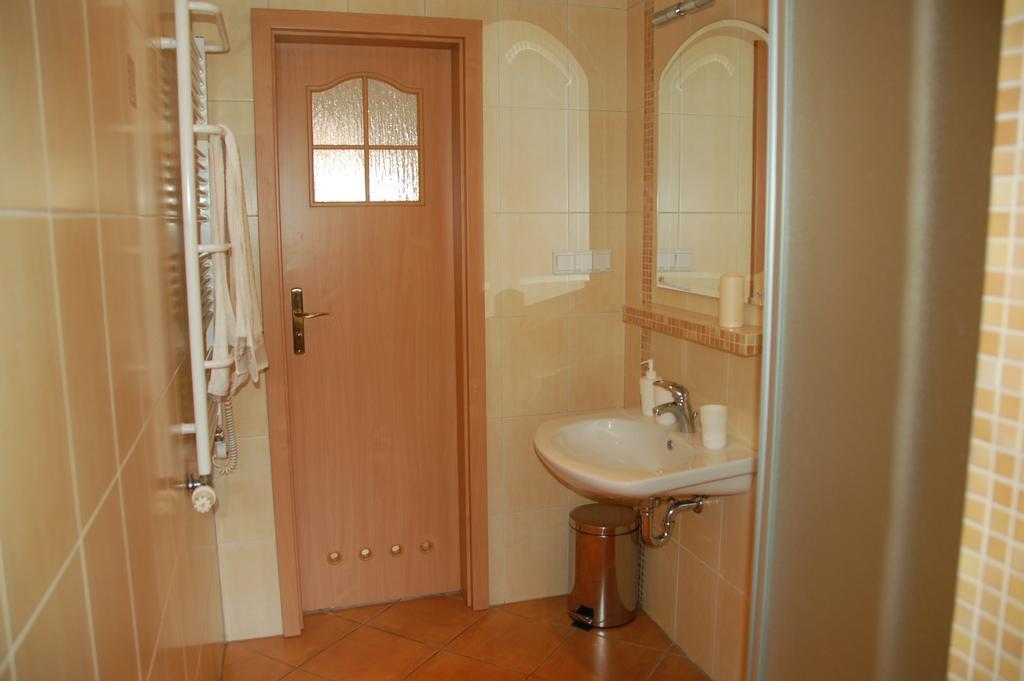 Apartament Zakatek Wroclawia Bielany Wrocławskie Esterno foto